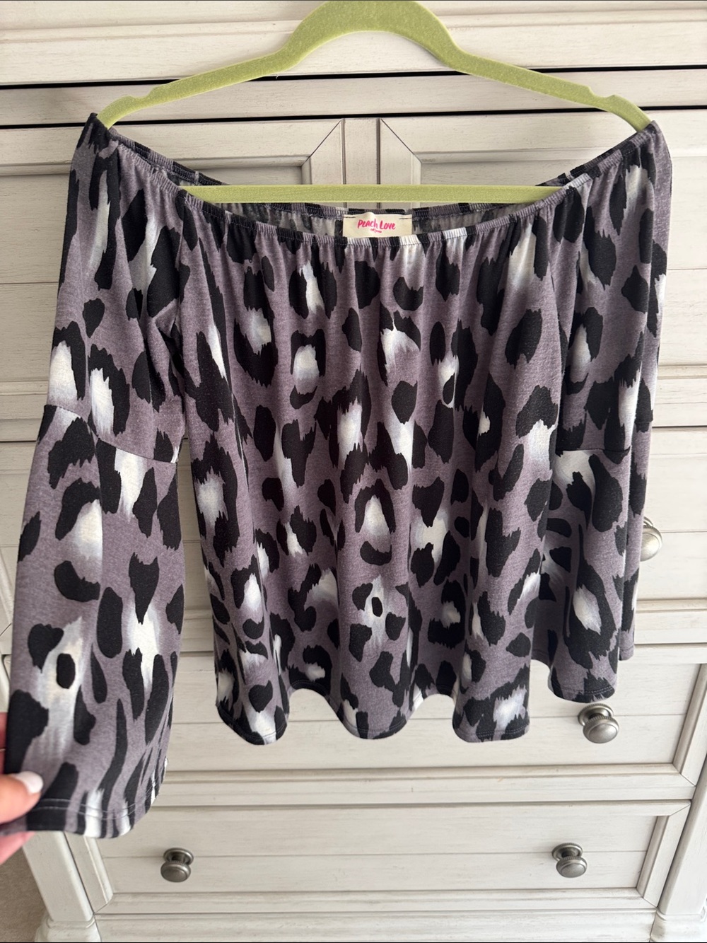 Peach Love California Gray and Black Leopard Print Off-Shoulder Top SZ Medium